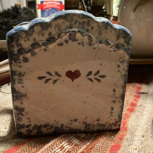 Heart and splatters Boothe 1990 ceramic napkin holder